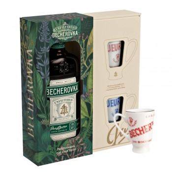 Becherovka Unfiltered 0,5 Liter Geschenkset mit zwei Tassen - Intensiver Kräuterlikör aus Tschechien, ungefiltert und vollmundig im Geschmack, präsentiert in einem stilvollen Geschenkkarton mit passenden Tassen.